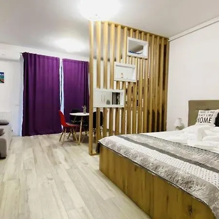 Lyvan's - Mamaia Nord Apartment Navodari