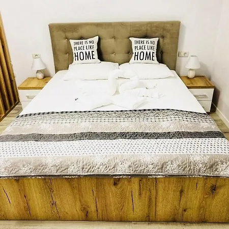 Apartment Lyvan's - Mamaia Nord