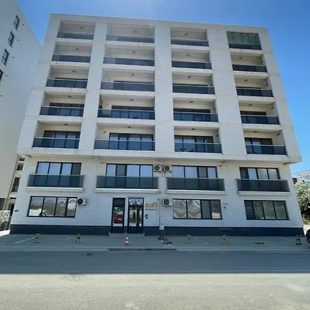 Apartment Lyvan's - Mamaia Nord