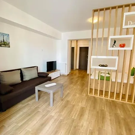 Apartment Lyvan's - Mamaia Nord *