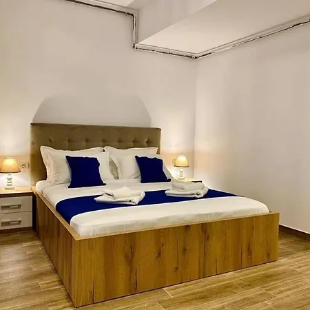 Lyvan's - Mamaia Nord * Navodari