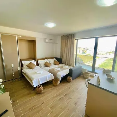 Lyvan's - Mamaia Nord Apartament Năvodari
